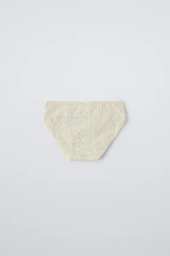 Niños ZARA 6 - 14 Años·Ropa Interior / Calcetines<6-14 AÑOS/ PACK SEIS BRAGUITAS FLORES