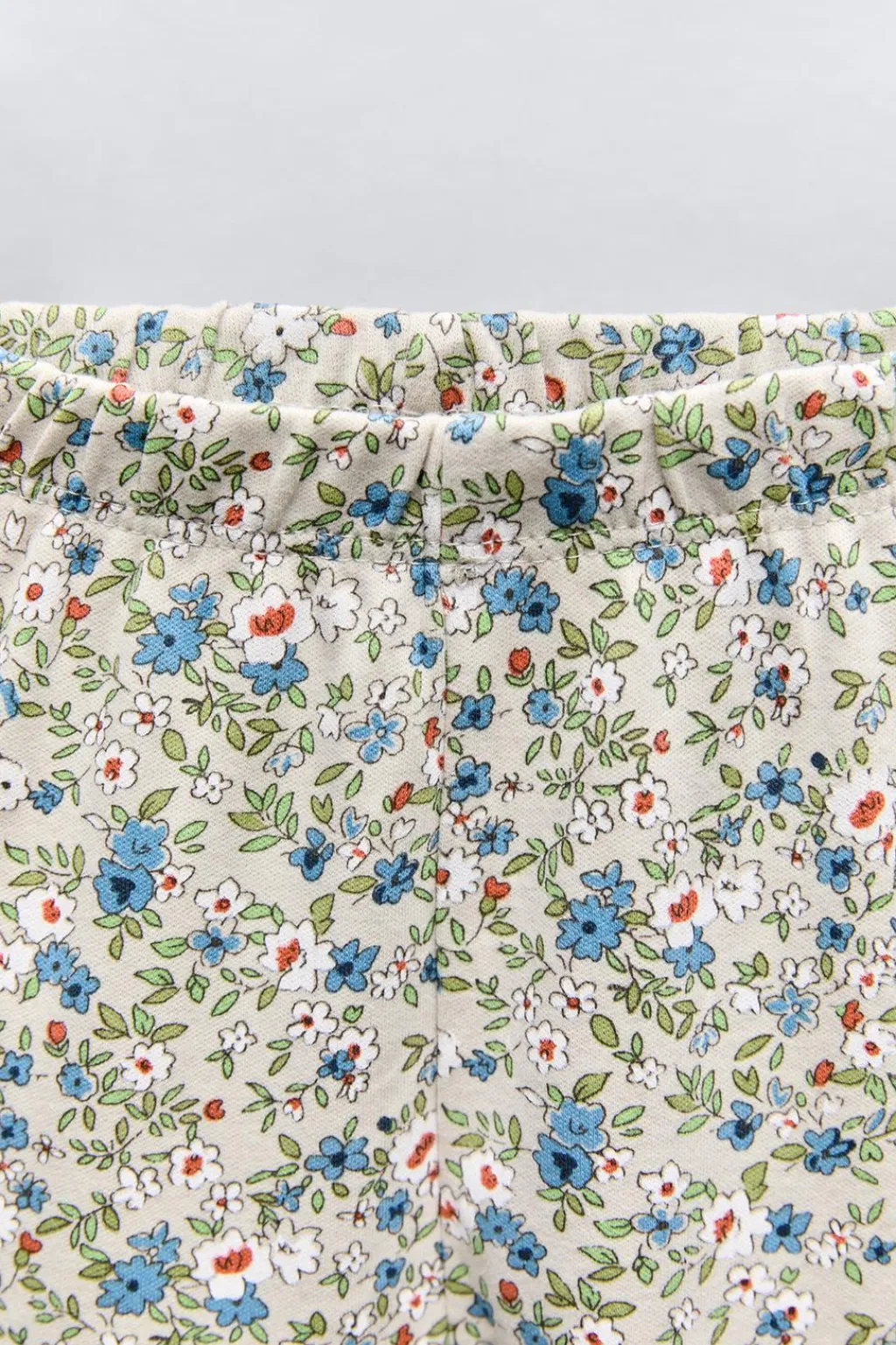 Niños ZARA 1½ - 6 Años·Pijamas<2-6 AÑOS/ PIJAMA FLORECITAS