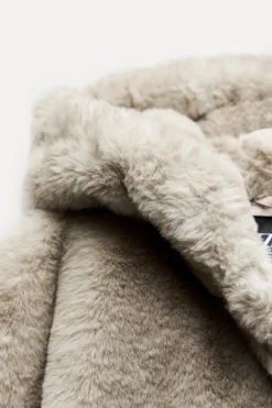 Discount ABRIGO CORTO EFECTO PELO Mujer Abrigos / Anoraks