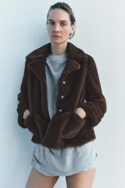 Clearance ABRIGO CORTO EFECTO PELO Mujer Abrigos / Anoraks|Cárdigan / Jerséis