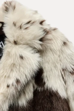 Best ABRIGO EFECTO PELO ESTAMPADO ANIMAL ZW COLLECTION Mujer Abrigos / Anoraks