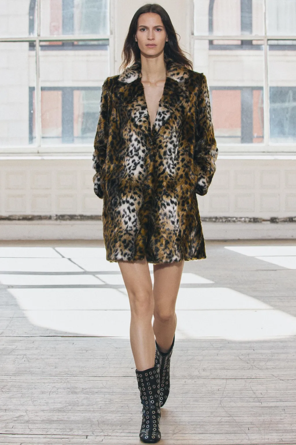 Discount ABRIGO EFECTO PELO ESTAMPADO ANIMAL ZW COLLECTION Mujer Abrigos / Anoraks