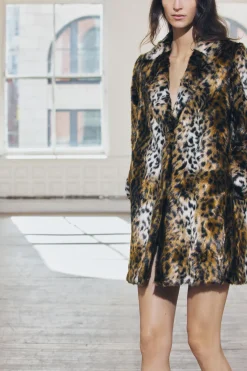 Discount ABRIGO EFECTO PELO ESTAMPADO ANIMAL ZW COLLECTION Mujer Abrigos / Anoraks