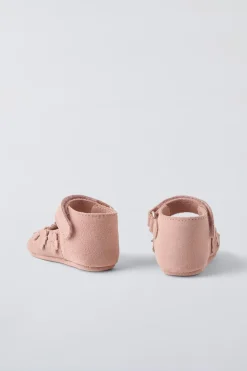 Niños ZARA 0 - 6 Meses·Patucos<BAILARINA FLORES PIEL