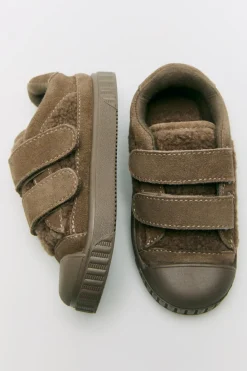 Niños ZARA 1½ - 6 Años·Zapatos|1½ - 6 Años·Zapatos<BAMBA BORREGUILLO