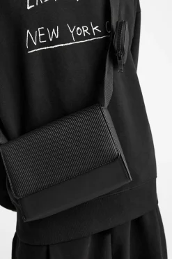 Online BANDOLERA ENGOMADA TEXTURA Hombre Bolsos / Mochilas