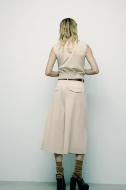 Sale BERMUDA PLIEGUES Mujer Faldas / Shorts