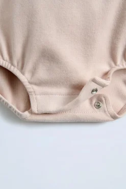 Niños ZARA 0 - 6 Meses·Bodies / Camisas<BODY CUELLO VOLANTE