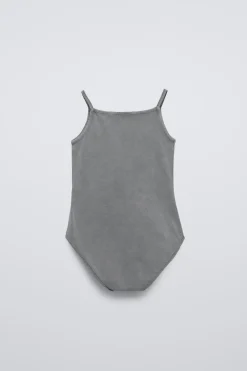 Niños ZARA 6 - 14 Años·Camisetas<BODY EFECTO LAVADO BARBIE™ MATTEL