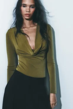 Discount BODY HOMBRERAS DRAPEADO Mujer Tops / Bodies