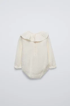 Niños ZARA 0 - 6 Meses·Bodies / Camisas|0 - 6 Meses·Básicos<BODY PLUMETI VOLANTE