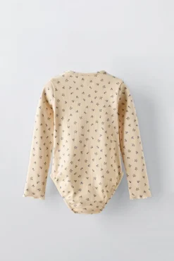 Niños ZARA 1½ - 6 Años·Camisetas|1½ - 6 Años·Total Look<BODY RIB FLORES