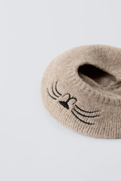 Niños ZARA 1½ - 6 Años·Accesorios|6 - 14 Años·Accesorios<BOINA PUNTO OREJITAS BORDADO