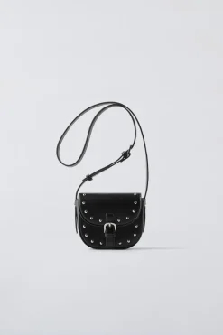 Niños ZARA 6 - 14 Años·Bolsos / Mochilas<BOLSO BANDOLERA TACHAS