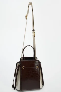 New BOLSO MINI BUCKET TEXTURA Mujer Bolsos