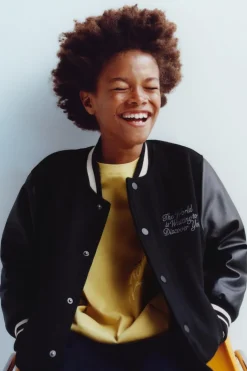 Niños ZARA 6 - 14 Años·Abrigos|6 - 14 Años·Deporte / Chándal<BOMBER COMBINADA EFECTO PIEL