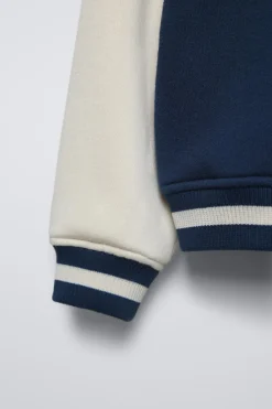 Niños ZARA 1½ - 6 Años·Abrigos|1½ - 6 Años·Sudaderas<BOMBER TEXTO