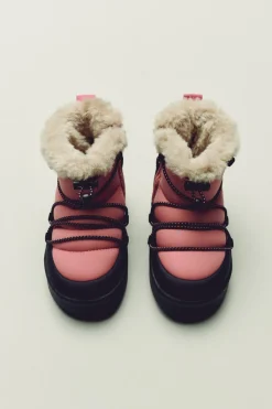 Niños ZARA 1½ - 6 Años·Licencias|1½ - 6 Años·Zapatos<BOTA ACOLCHADA MINNIE MOUSE © DISNEY