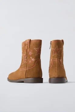 Niños ZARA 1½ - 6 Años·Zapatos<BOTA BORDADOS PIEL