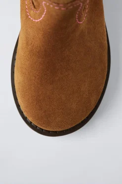 Niños ZARA 1½ - 6 Años·Zapatos<BOTA BORDADOS PIEL