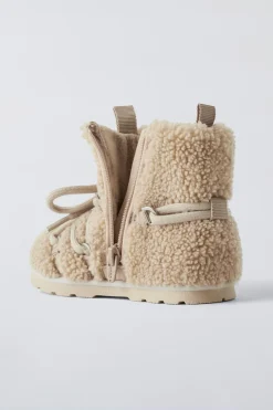 Niños ZARA 1½ - 6 Años·Zapatos|1½ - 6 Años·Zapatos<BOTA BORREGUILLO