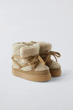Niños ZARA 1½ - 6 Años·Zapatos|1½ - 6 Años·Zapatos<BOTA BORREGUILLO
