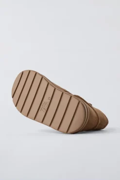 Niños ZARA 1½ - 6 Años·Zapatos|1½ - 6 Años·Zapatos<BOTA CAÑA BAJA