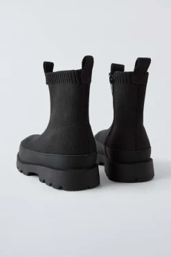 Niños ZARA 1½ - 6 Años·Zapatos<BOTA CALCETÍN