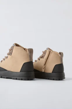 Niños ZARA 1½ - 6 Años·Zapatos|1½ - 6 Años·Zapatos<BOTA CORDONES