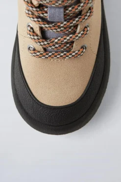 Niños ZARA 1½ - 6 Años·Zapatos|1½ - 6 Años·Zapatos<BOTA CORDONES