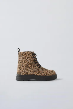 Niños ZARA 1½ - 6 Años·Zapatos<BOTA CORDONES ANIMAL PRINT
