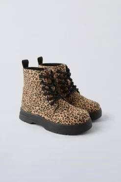 Niños ZARA 1½ - 6 Años·Zapatos<BOTA CORDONES ANIMAL PRINT