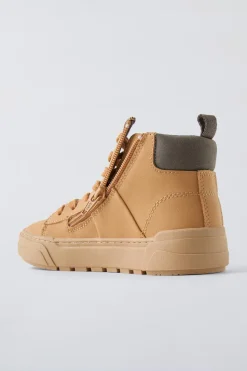 Niños ZARA 6 - 14 Años·Zapatos<BOTA DEPORTIVA