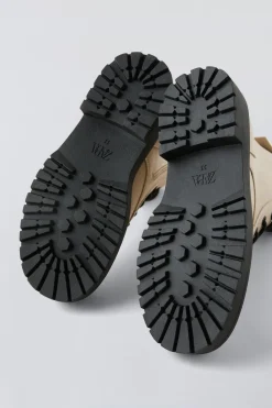 Niños ZARA 6 - 14 Años·Zapatos<BOTIN CORDONES