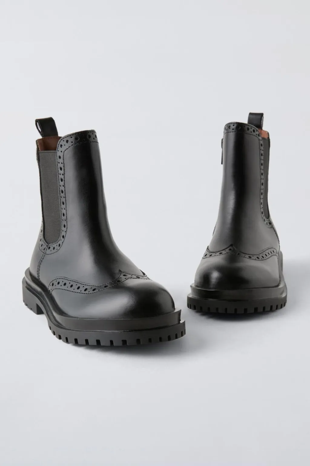 Niños ZARA 6 - 14 Años·Zapatos<BOTIN PICADOS PIEL