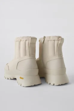 Niños ZARA 6 - 14 Años·Zapatos|6 - 14 Años·Zapatos<BOTÍN ACOLCHADO WATER REPELLENT VIBRAM®