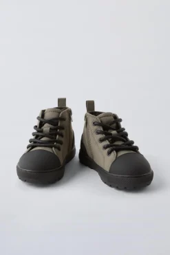 Niños ZARA 1½ - 6 Años·Zapatos<BOTÍN DEPORTIVO ACOLCHADO