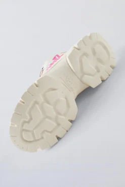 Niños ZARA 6 - 14 Años·Zapatos<BOTÍN DEPORTIVO BRATZ ©