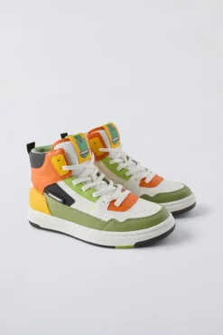 Niños ZARA 6 - 14 Años·Zapatos|6 - 14 Años·Zapatos<BOTÍN DEPORTIVO MINECRAFT © MOJANG AB. ™