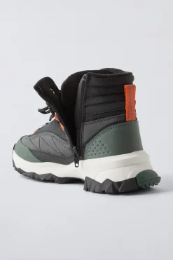 Niños ZARA 6 - 14 Años·Zapatos<BOTÍN DEPORTIVO MONTAÑA