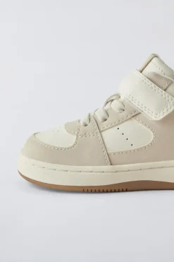 Niños ZARA 1½ - 6 Años·Zapatos|1½ - 6 Años·Zapatos<BOTÍN DEPORTIVO TIRA