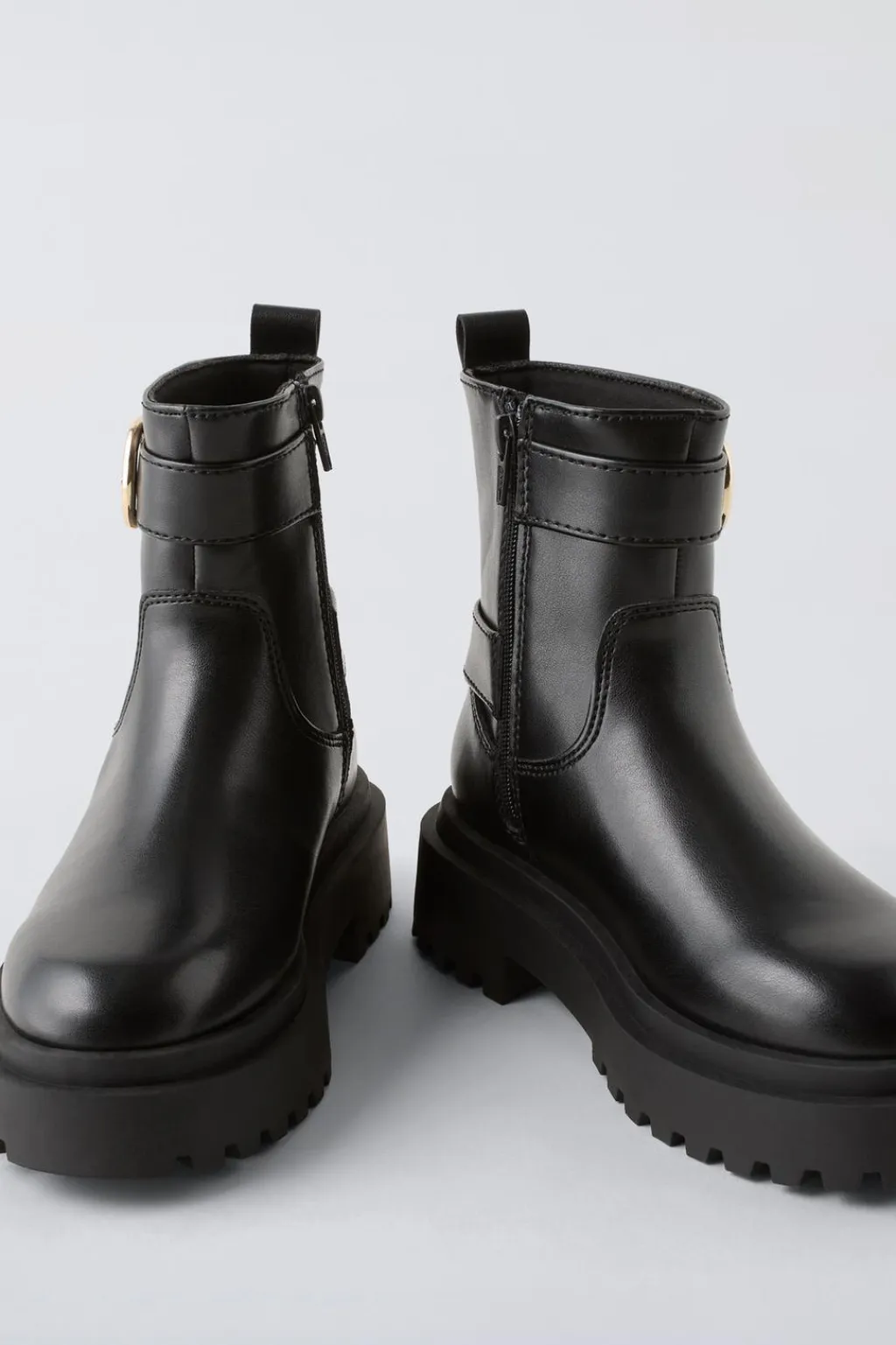 Niños ZARA 6 - 14 Años·Zapatos<BOTÍN HEBILLAS