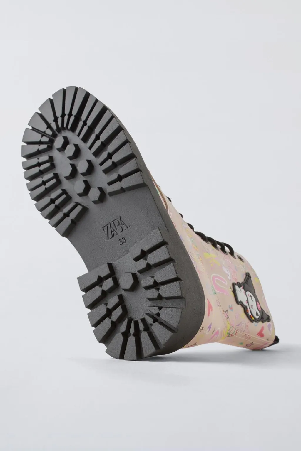 Niños ZARA 6 - 14 Años·Zapatos<BOTÍN KUROMI © SANRIO