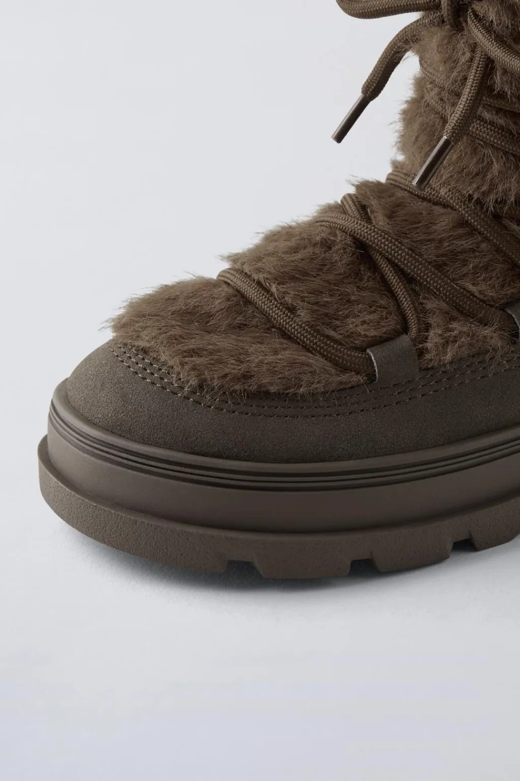 Niños ZARA 6 - 14 Años·Zapatos<BOTÍN PELO CONTRASTE