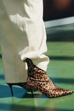 Hot BOTÍN TACÓN FINO ESTAMPADO ANIMAL Mujer Zapatos