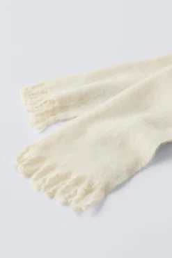 Niños ZARA 6 - 14 Años·Accesorios|6 - 14 Años·Accesorios<BUFANDA MAXI FLECOS