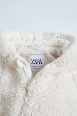 Niños ZARA 0 - 6 Meses·Sacos / Buzos|0 - 6 Meses·Básicos<BUZO BORREGUILLO CAPUCHA