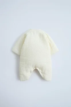 Niños ZARA 0 - 6 Meses·Sacos / Buzos|0 - 6 Meses·Homewear<BUZO TEXTURA ACOLCHADO