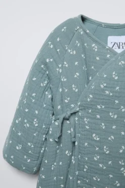 Niños ZARA 0 - 6 Meses·Sacos / Buzos|6 - 18 Meses·Abrigos / Buzos<BUZO TEXTURA FLORES