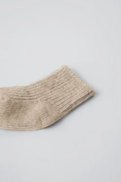 Niños ZARA 0 - 6 Meses·Punto|0 - 6 Meses·Ropa Interior / Pijamas<CALCETÍN CON LANA Y CASHMERE